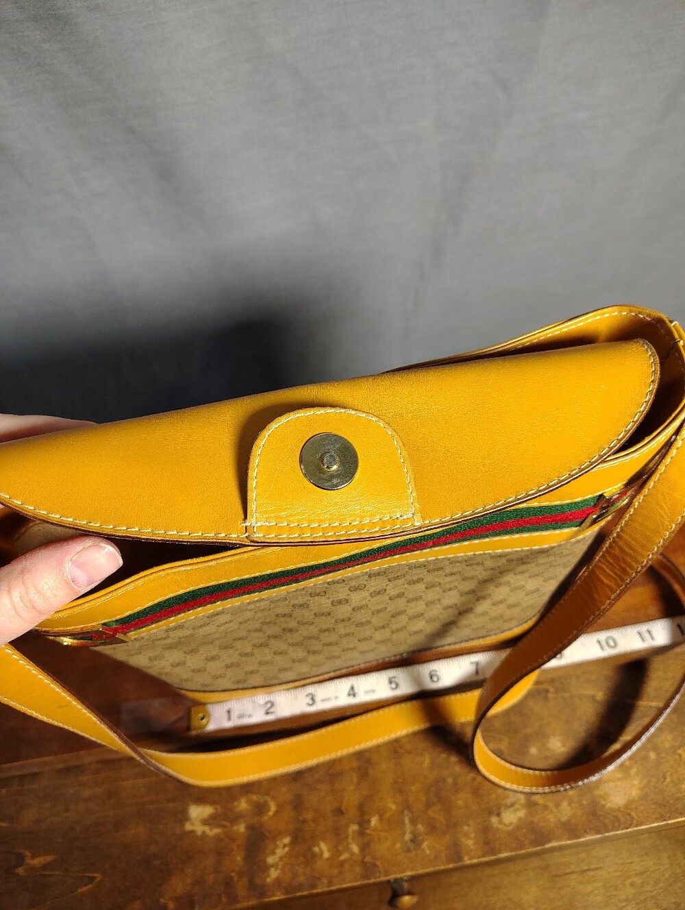 Gucci Yellow Leather and GG Canvas Crossbody Bag - Picture 6 of 13
